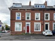6 bedroom end of terrace house for sale