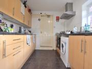 6 Bedroom End of Terrace House to Rent