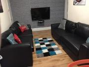 6 bedroom end of terrace house to rent