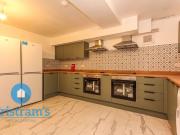 6 Bedroom End of Terrace House to Rent