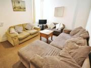 6 bedroom end of terrace house to rent 6 bedroom end of terrace house to rent