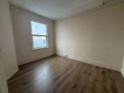 6 Bedroom Flat