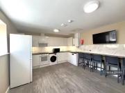 6 bedroom flat for rent in Bristol, Bristol, BS2