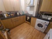 6 bedroom flat for rent in Regent Park Avenue, Leeds, LS6 6 bedroom flat for rent in Regent Park Avenue, Leeds, LS6