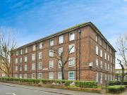 6 bedroom flat for sale