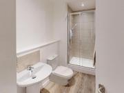 6 bedroom flat to rent