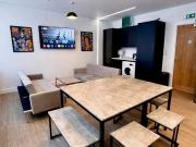 6 bedroom flat to rent