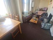 6 bedroom flat to rent
