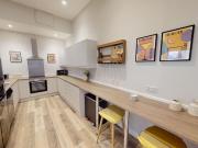 6 bedroom flat to rent