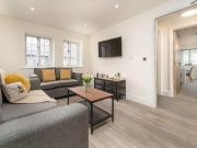 6 bedroom flat to rent