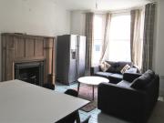 6 bedroom flat to rent