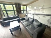 6 bedroom flat to rent