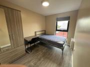6 bedroom flat to rent