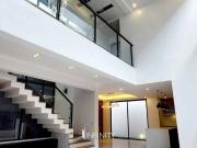 For Sale 6 Bedroom in Greenwoods Executive Village,...