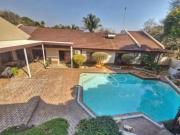 6 bedroom home or available in mulbarton
