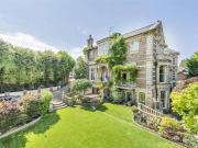 6 Bedroom House