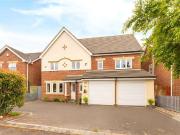 6 Bedroom House