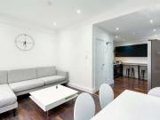 6 Bedroom House 6 Bedroom House