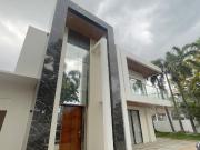6 Bedroom House and Lot for Sale at Brookside Hills...