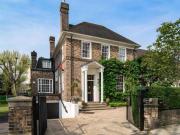 6 Bedroom House Camden Greater London 96564729