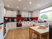 6 Bedroom House for rent at Hyde Park Terrace, Hyde...