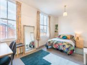 6 bedroom house for rent in 15 College Street Broomhill,...