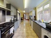 6 bedroom house for rent in 86 Willows Crescent, Balsall...