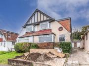 6 bedroom house for rent in Bevendean Crescent,...