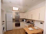 6 bedroom house for rent in Moseley Road M14