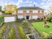6 bedroom house for sale