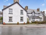 6 bedroom house for sale