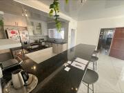 6 Bedroom House For Sale in Mayfield Park