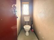 6 Bedroom House For Sale in Naturena