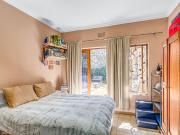6 Bedroom House For Sale in Rosebank