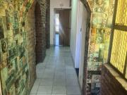 6 Bedroom House For Sale in Silverton
