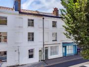 6 bedroom house for sale in Upper North Street,...