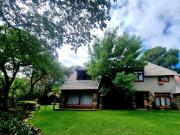 6 Bedroom House For Sale in Waverley