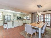 6 Bedroom House in Amanzimtoti