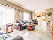 6 Bedroom House in Aston Manor