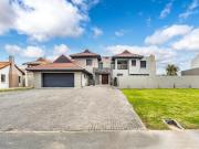 6 Bedroom House in Balugha River Estate