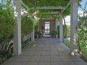 6 Bedroom House in Bloubergstrand