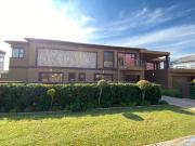 6 Bedroom House in Blue Valley Golf Estate
