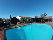 6 Bedroom House in Bluff 6 Bedroom House in Bluff