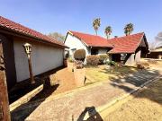 6 Bedroom House in Brackenhurst