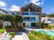 6 Bedroom House in Camps Bay