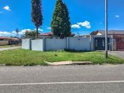 6 Bedroom House in Crosby