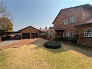 6 Bedroom House in Farrarmere