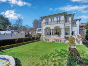 6 Bedroom House in Forest Town