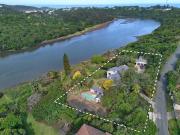 6 Bedroom House in Gonubie