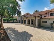 6 Bedroom House in Houghton Estate